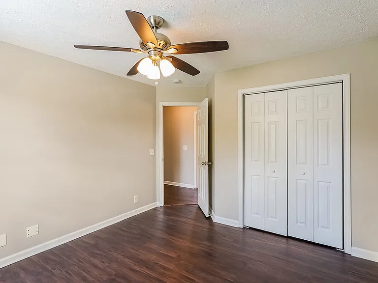 7128 Legacy Dr — Photo 13