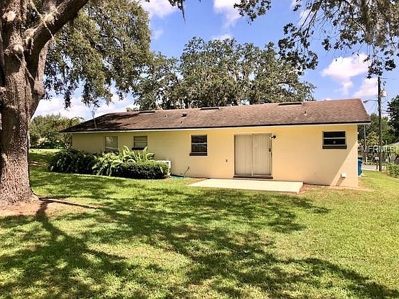 2nd image of 2401 Palm Ave