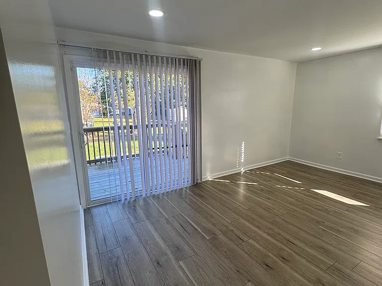 1514 Glenridge Rd — Photo 24