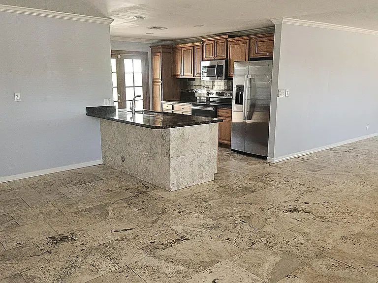 6838 E Edgemont Ave — Photo 8