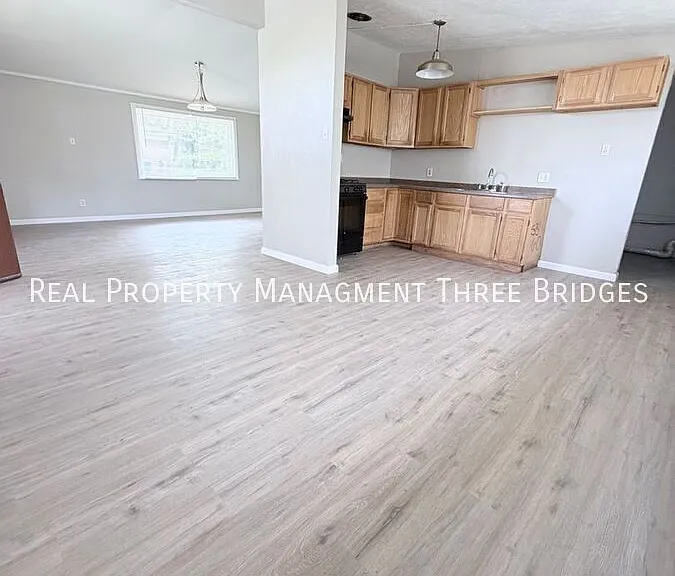 8418 Bayberry Dr — Photo 6