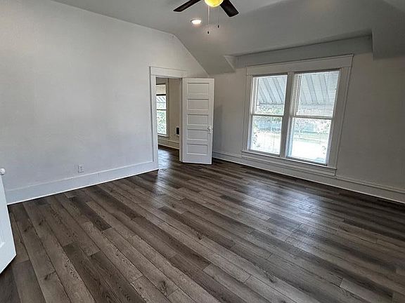 4th image of 66 N Stout Ave