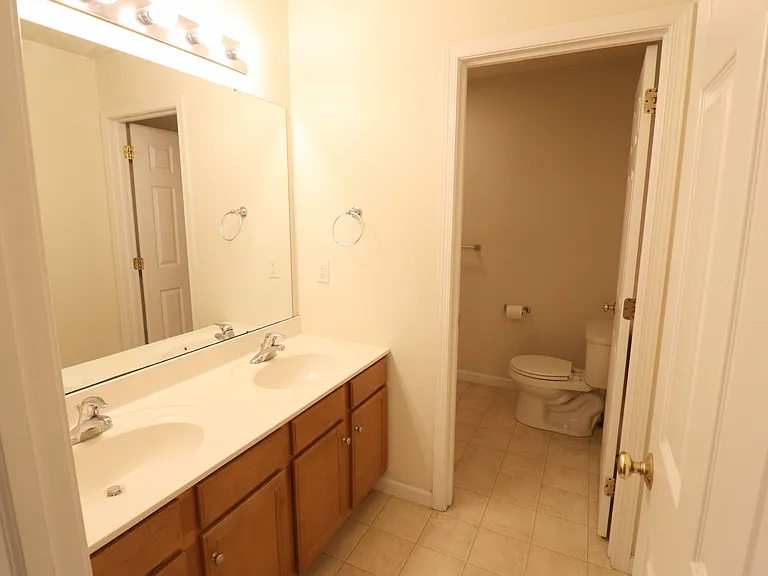 13 Broderick Ct — Photo 17