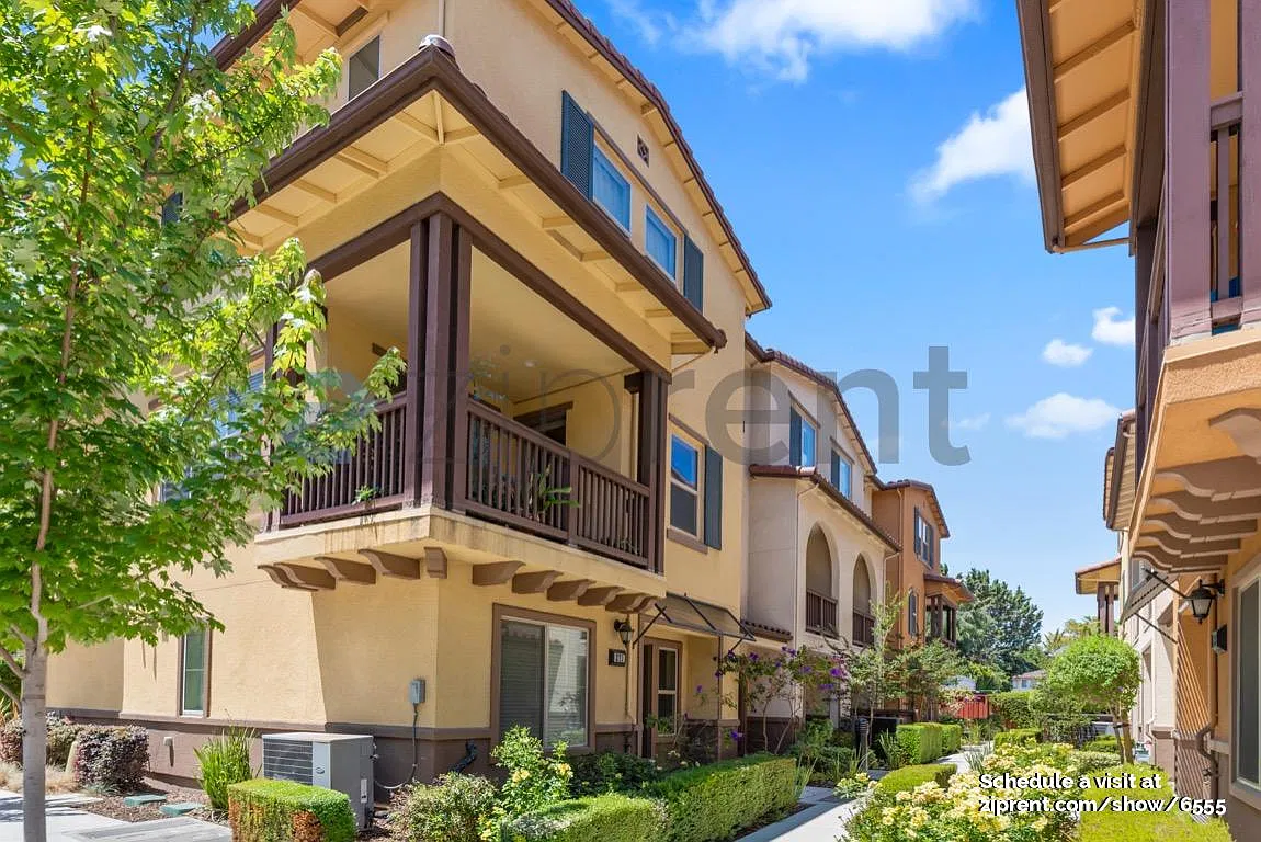 3 bed, 2.5 bath, 1568 sqft, $6,000 — Photo 1