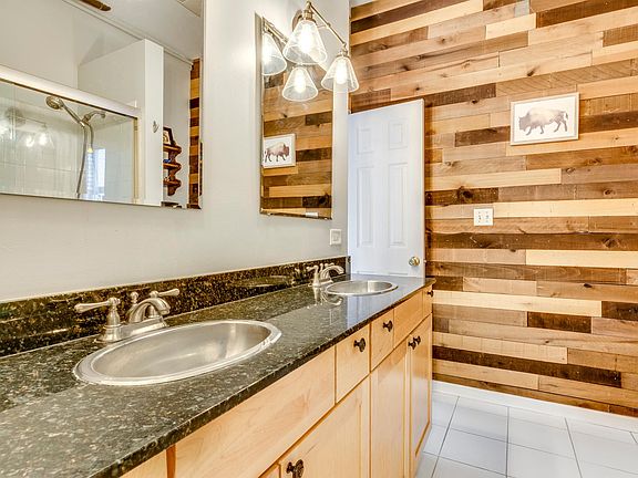 4th image of 1907 N Milwaukee Ave APT 312