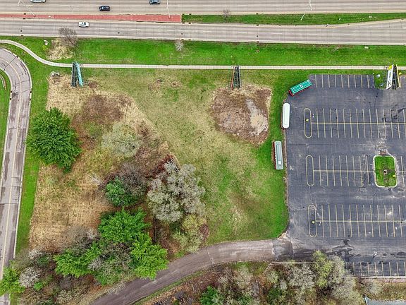 4th image of 0 Wisconsin Dells Pkwy