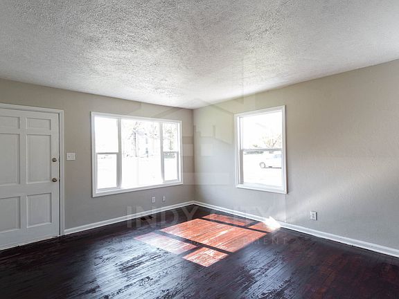 4th image of 3555 N Emerson Ave