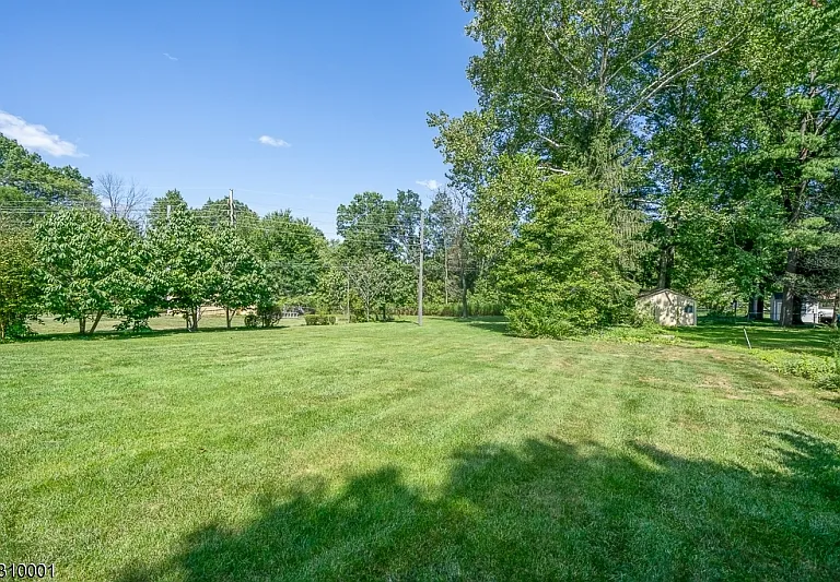 69 Woodland Rd — Photo 3