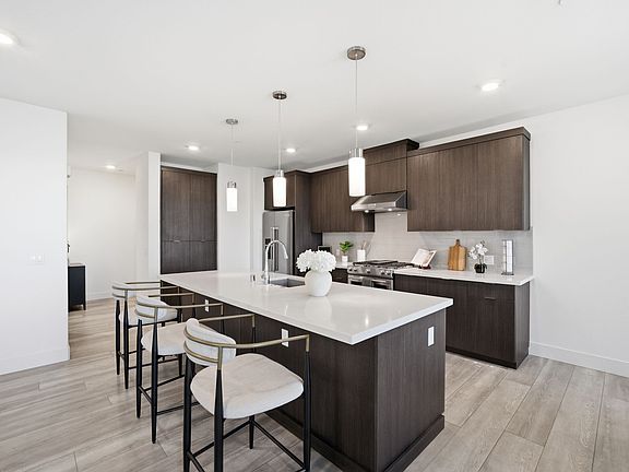 4th image of 3578 Rambla Pl #303