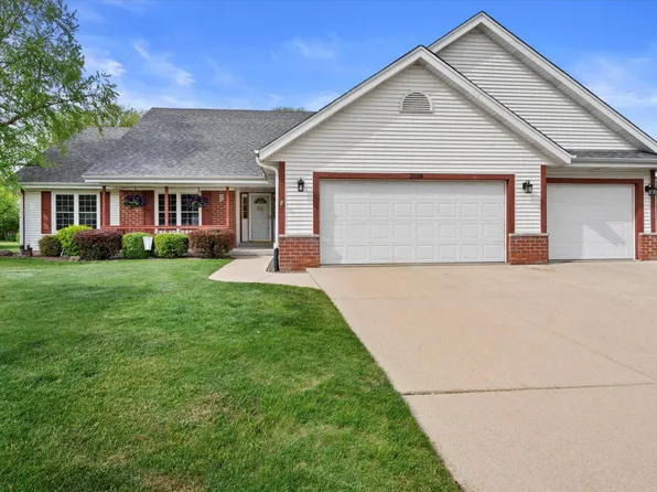 2038 West Hope LANE, Oak Creek, WI 53154