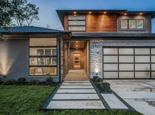 9733 Mixon Dr, Dallas, TX 75220