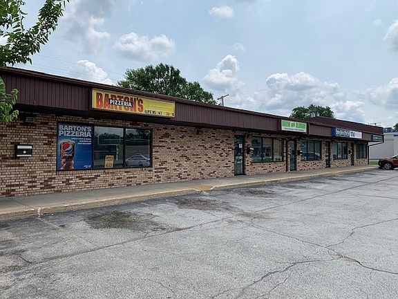 2nd image of 7211 Calumet Ave