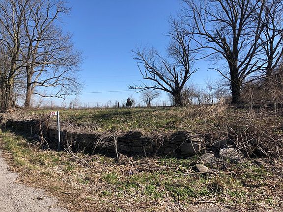 2nd image of 3080 Troy Pike