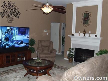 3rd image of 104 Bending Shore Ct