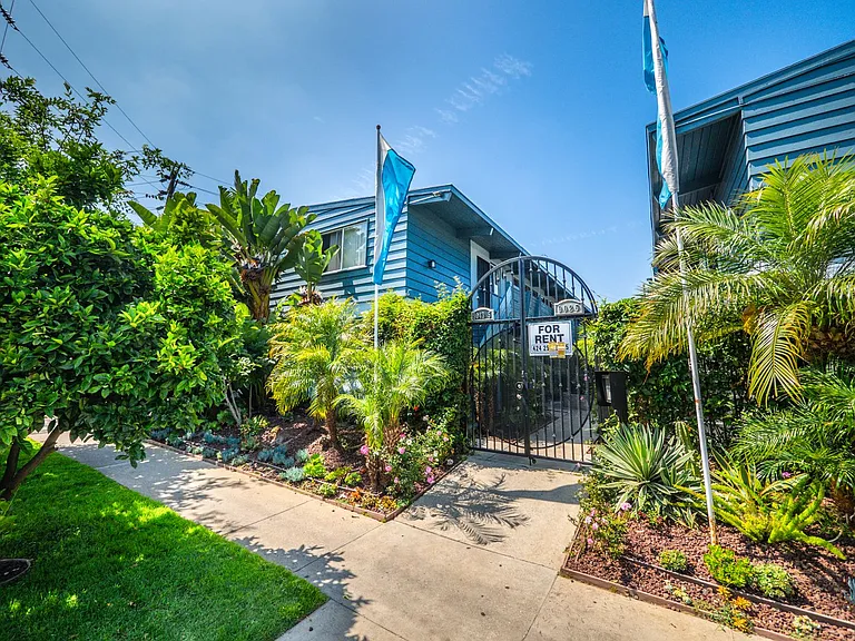 9025 National Blvd — Photo 31