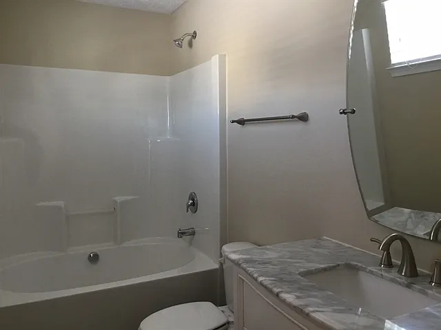 317 Evergreen Cir — Photo 7