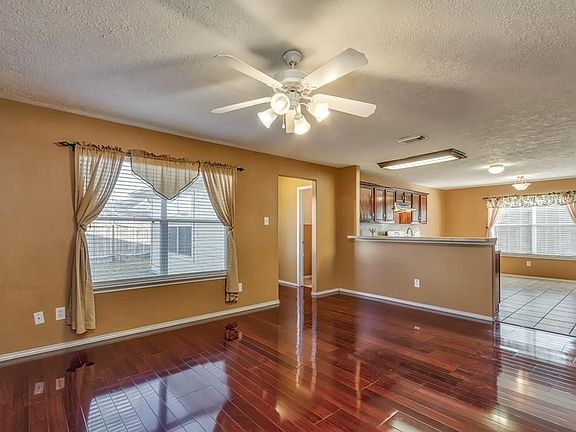 4th image of 19810 Sweet Magnolia Pl