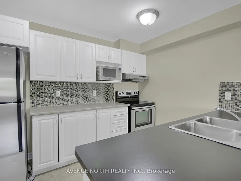 772 Chapman Mills Dr #A — Photo 9