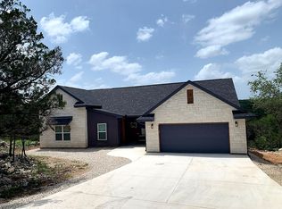 1355 Estate Dr, New Braunfels, TX 78132