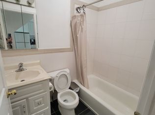 640 Washington Ave #2F, Philadelphia, PA 19147