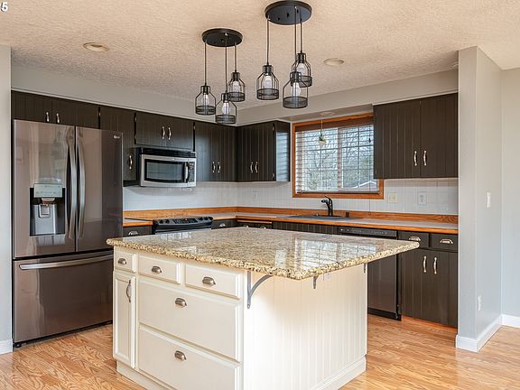 4th image of 5503 SE Colony Cir