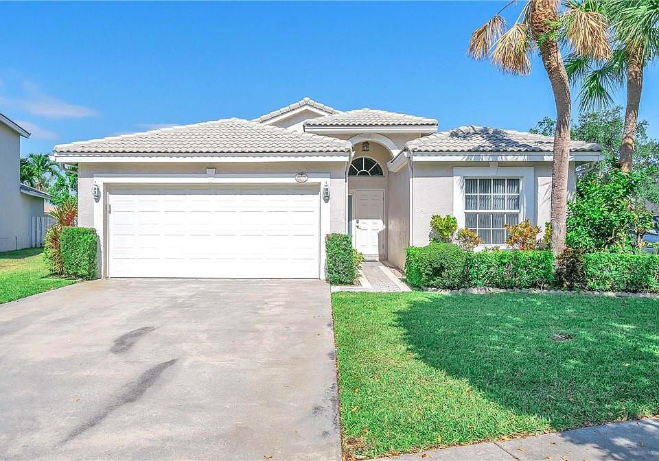 1st image of 202 SW 179th Avenue