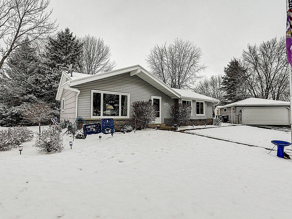 1st image of 1544 Riverdale Dr