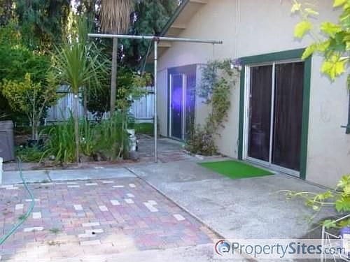 3rd image of 3227 W De Ovan Ave