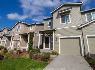 12159 SW Pond Ln, King City, OR 97224