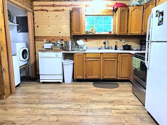 5th image of 3131 S North Hill Dr