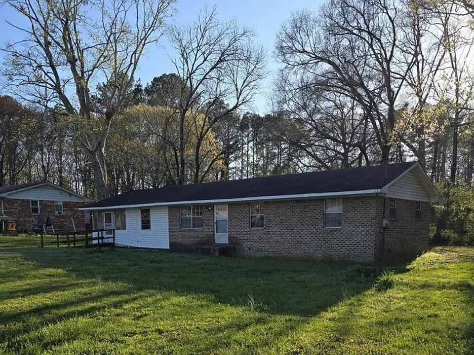 1st image of 456 Cherokee Ln
