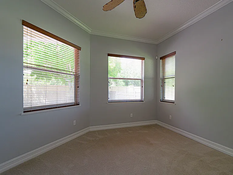 1965 Bridgepointe Cir #84 — Photo 24