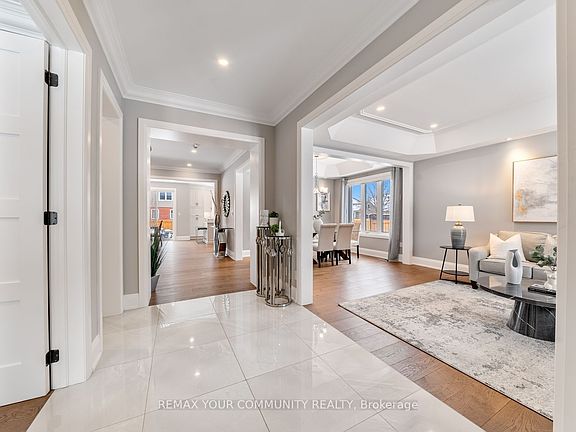 3rd image of 33 North St