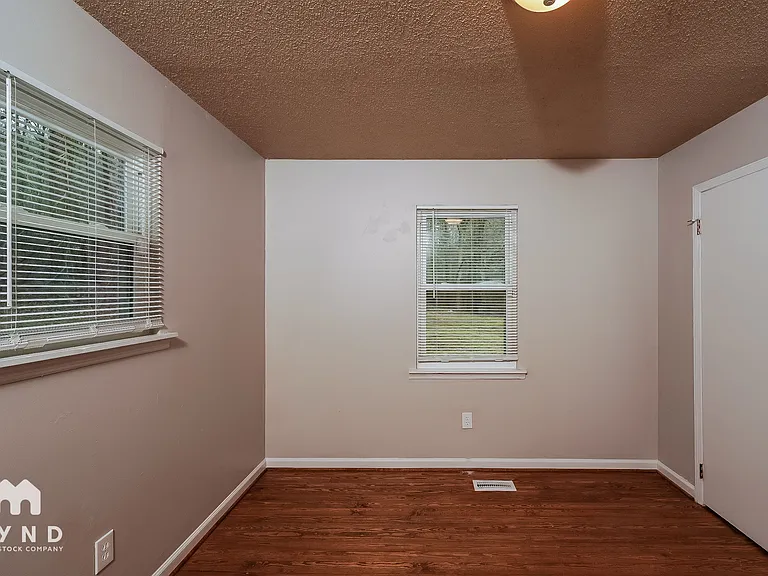 6538 Mountain Heights Rd — Photo 12