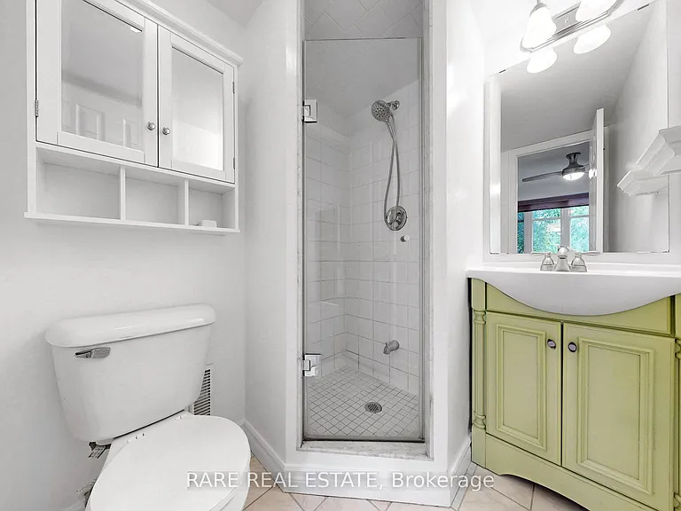 21 Ruttan St #140 — Photo 38