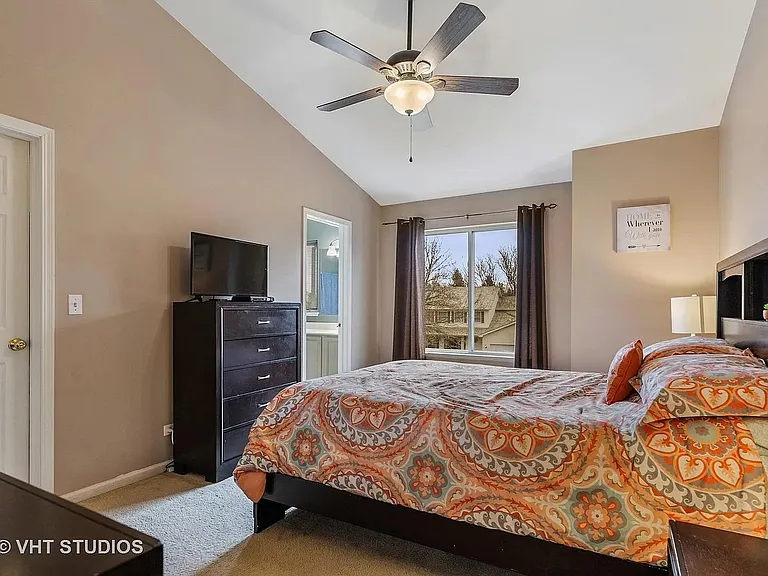 343 Stevens Ct — Photo 9