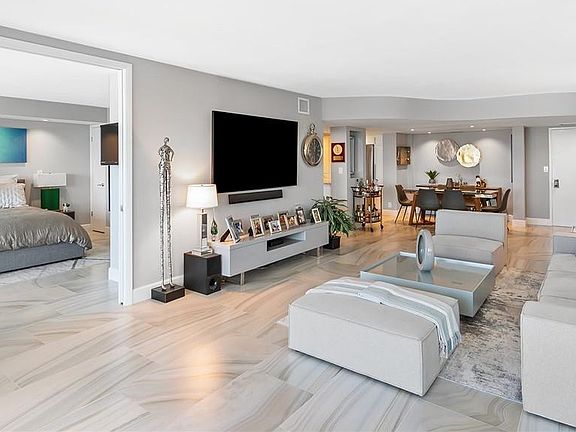 5th image of 2100 S Ocean Lane #1403