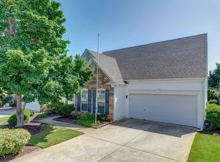 818 Medora Dr, Greer, SC 29650