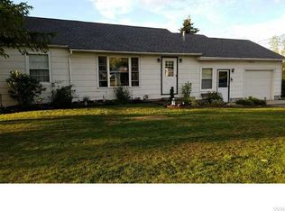 6231 Clinton St, Elma, NY 14059