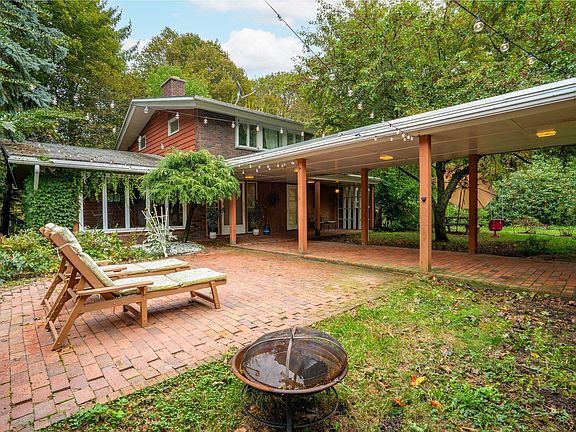 5th image of 13 Barkley Place