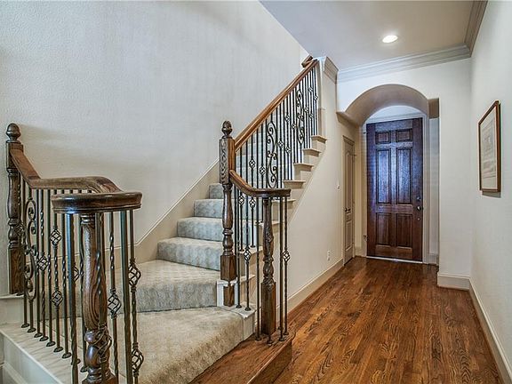 3rd image of 7331 Hill Forest Dr