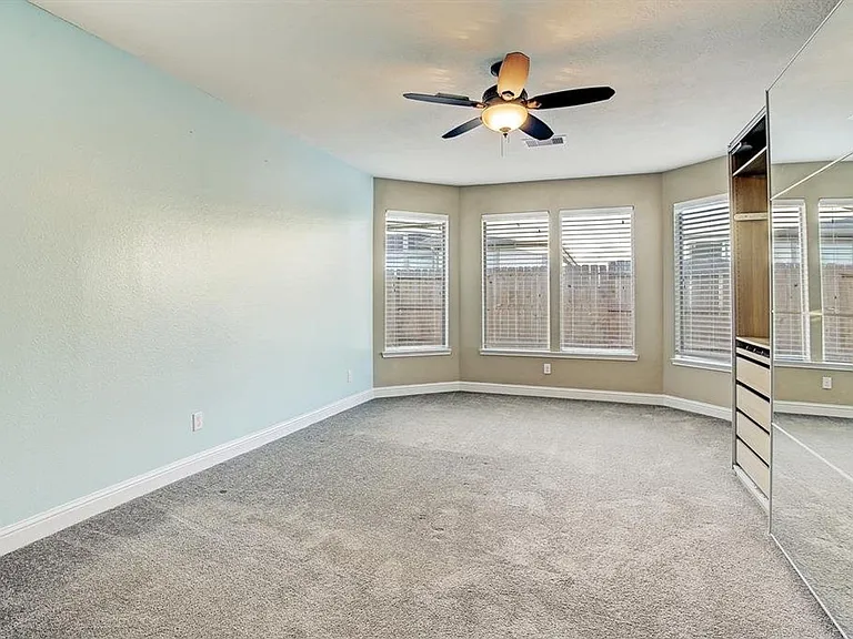 11022 Avery Oaks Ln — Photo 9