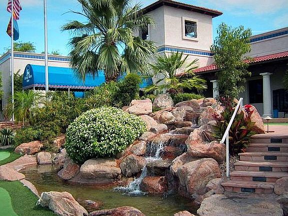 Full Service Resort