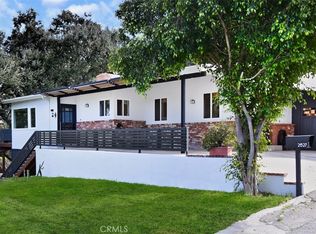 21327 Las Pilas Rd, Woodland Hills, CA 91364