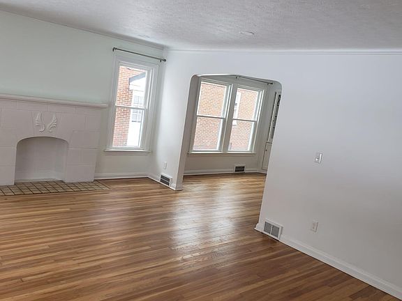 2nd image of 2383 Ashurst Rd