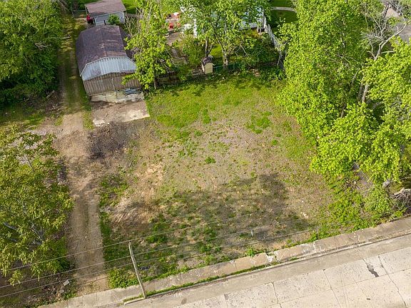 2nd image of 211 A St