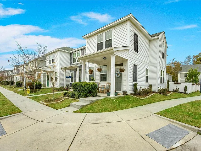 3995 Four Poles Park Dr — Photo 2