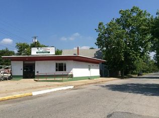 655 N Delaware St, Paulsboro, NJ 08066