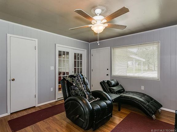 5th image of 27202 E 61st St