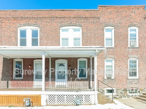 8 W 8th St, Marcus Hook, PA 19061